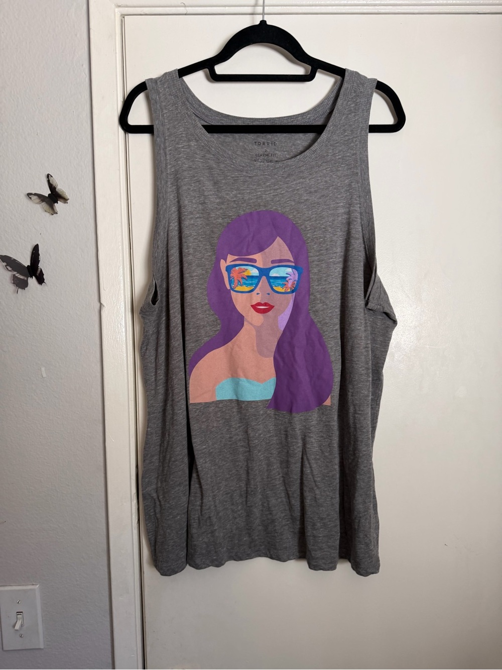 torrid Gray Tank Top with Purple Graphic Woman